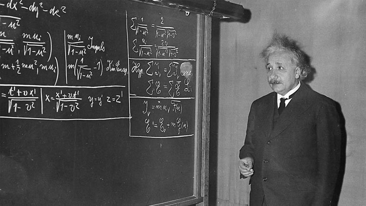 Albert Einstein: Atom Savaşı mı, Barış mı?