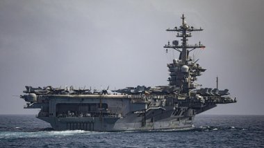 ABD'nin USS Carl Vinson uçak gemisi İran yakınlarında konuşlandı