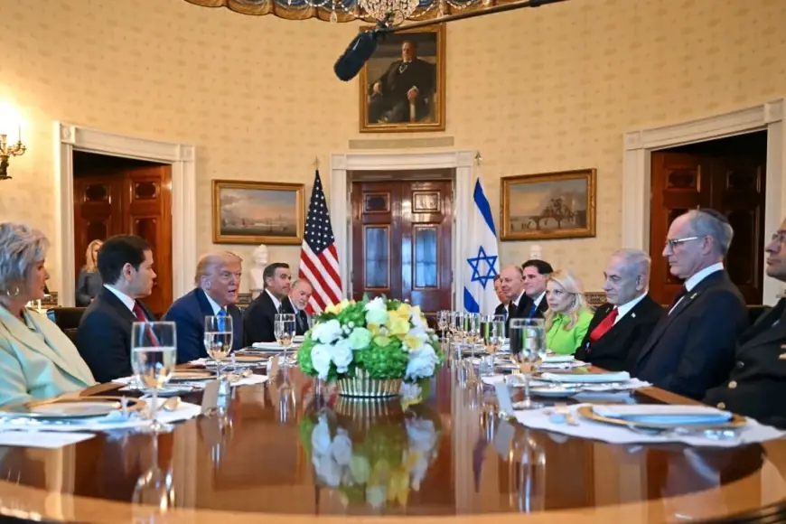 Trump ile Netanyahu Arasında Beyaz Saray’da Soğuk Akşam Yemeği: Öncelikler Çatıştı