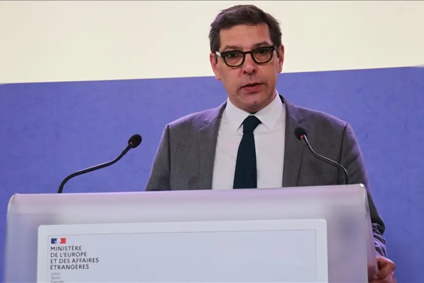 Fransa: Divê Kurd di paşeroja Sûriyeyê de cih bigirin