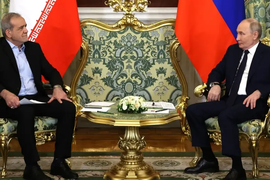 Putin, İran'ın uranyum zenginleştirmesine izin vermeyen nükleer anlaşma çağrısı yaptı