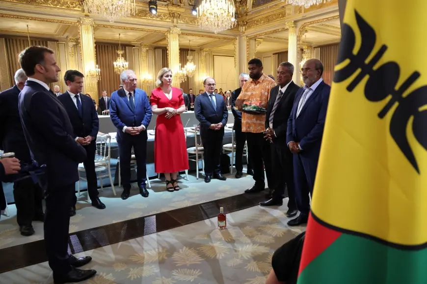 Yeni Kaledonya’da Fransa’ya Bağlı Özel Statülü Devlet Kuruluyor