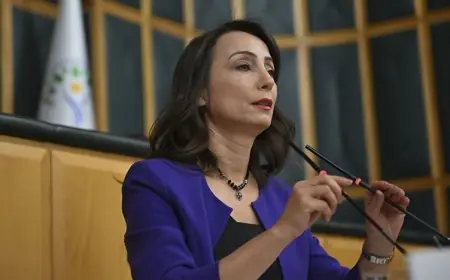 Tülay Hatimoğulları: Üçlü bir ittifak kesinlikle yoktur