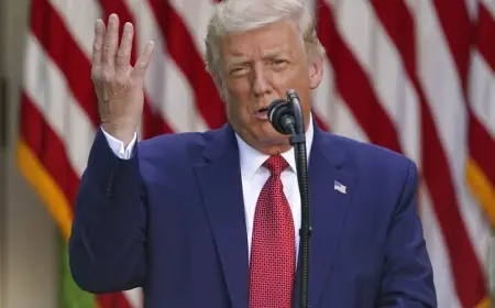 Trump İran'ı tehdit etti: Yine vururuz!