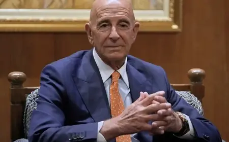 ABD Temsilcisi Barrack, İsrailli ve Suriyeli bakanlarla Paris'te görüşecek