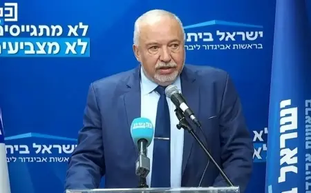 Liberman: İsrail, İran’a karşı uzun bir savaşa hazırlanıyor