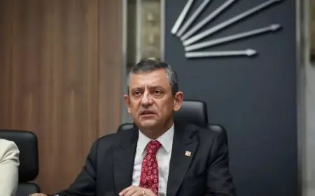 Özgür Özel'den TBMM Komisyonu Açıklaması: 'Hukuki Zemin ve Şeffaflık Şart, Gelişmeleri İzleyeceğiz'