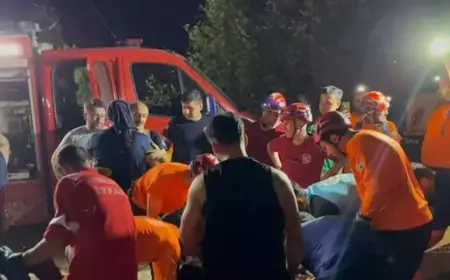 Bursa yangınında feci kaza: 3 kişi hayatını kaybetti