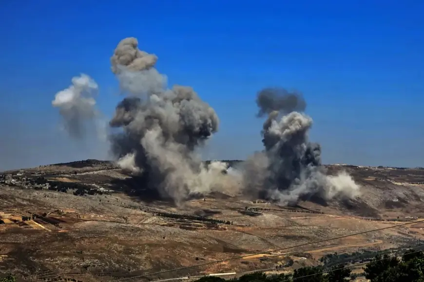 İsrail ordusu, Lübnan'da Hizbullah'a ait çok sayıda hedefi bombaladığını duyurdu
