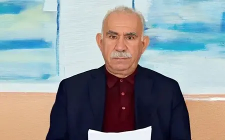 Ocalan ji xelkê Mexmûrê re name şand
