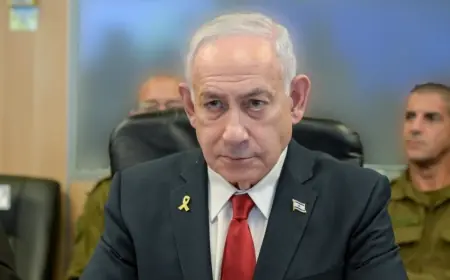 Netanyahu: 'Suriye'de kiminle mücadele ettiğimizi biliyoruz'