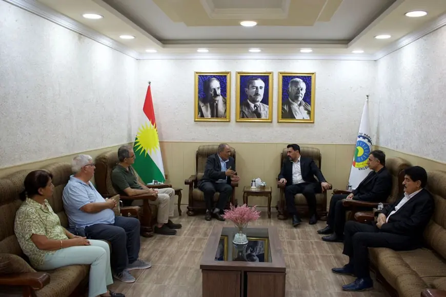 HAK-PAR Heyeti, Hewler’de KDP İran temsilciliğini ziyaret etti