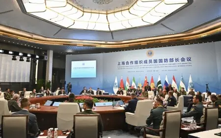 İran, BM Yaptırımları Öncesi Şanghay Zirvesinde Destek Arıyor