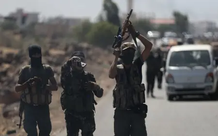 Suriye’de Savunma ve İçişleri Bakanlığı mensupları Süveyda’daki şiddet nedeniyle gözaltında