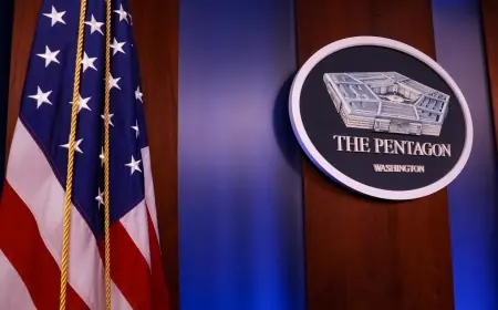 Trump navê Wezareta Parastinê kir Wezareta Şer