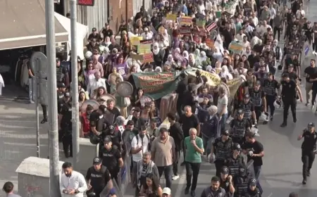İstanbul’da Kürtçe eğitim ve resmi dil talebiyle yürüyüş