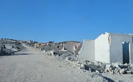 SMO bağlantılı sakinler, Afrin’deki yerleşkeyi ayrılmadan önce yıktı