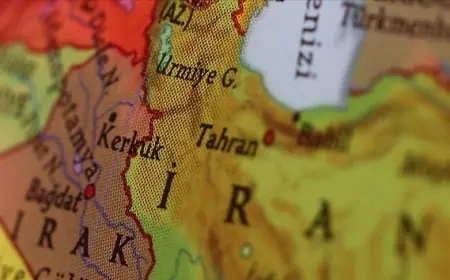 Siyasi Analistten Uyarı: İran Bayrağı Irak’ta Dalgalanabilir