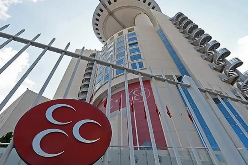 Bayrampaşa Belediyesi'ne operasyon: Gözaltına alınan MHP'liler partiden ihraç edildi