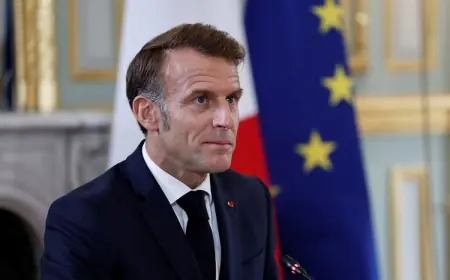 Macron: İran Yaptırımları Yeniden Uygulanacak