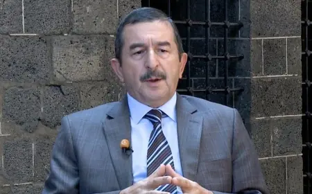 Prof. Dr. Fazıl Hüsnü Erdem: 'Yeni Anayasada Kürtlere Özerklik Tanınabilir'