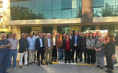 DEM Parti’den İsmail Beşikçi’ye Ziyaret