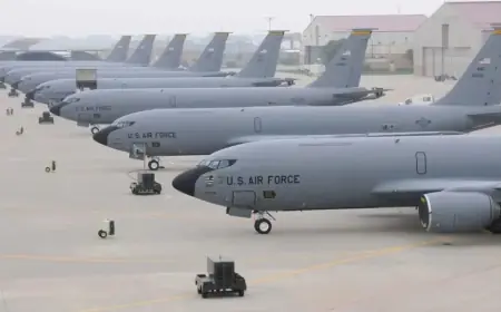 ABD’li Uzman: Washington'ın askeri hamleleri, İran'a karşı yakın bir saldırının habercisi