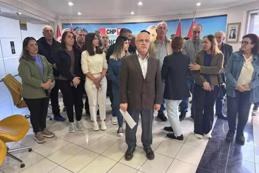 CHP'de Dersim krizi: İl başkanı ve ekibi kendilerini parti binasına kilitledi