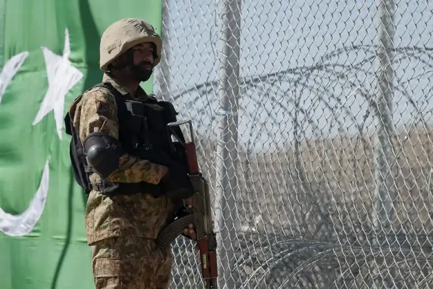 Afganistan sınırında intihar saldırısı: 7 Pakistan askeri hayatını kaybetti