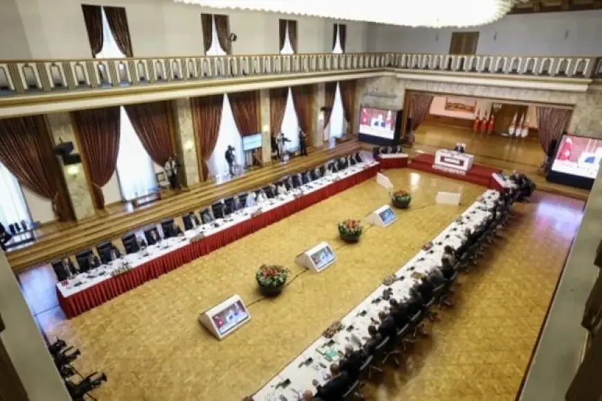 Süreç komisyonu Bakan Tunç ve Hakan Fidan'ı dinleyecek