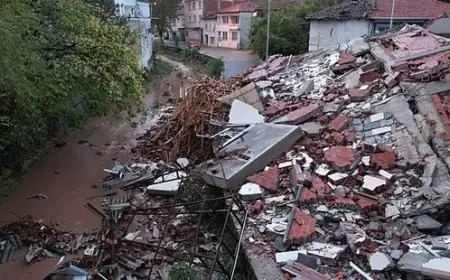 Balıkesir'de 6.1 ve 4.2'lik deprem: Okullar tatil edildi