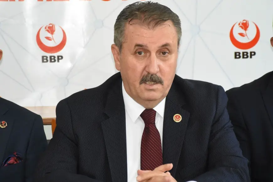 Mustafa Destici: PKK Kendini Feshediyorsa DEM Parti de Feshedilmeli