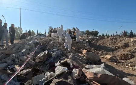 Suriye’nin Dera kentinde toplu mezar bulundu