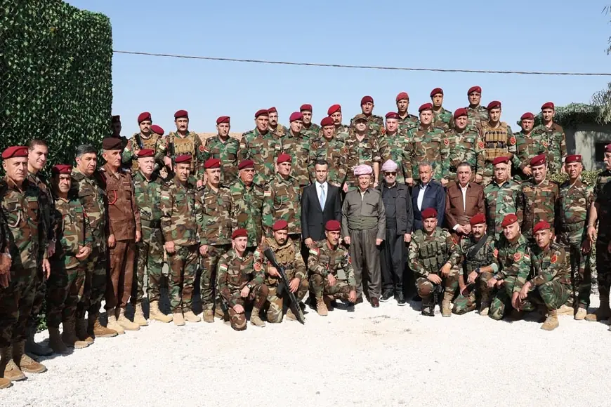 Başkan Barzani Peşmerge mevzilerini ziyaret etti