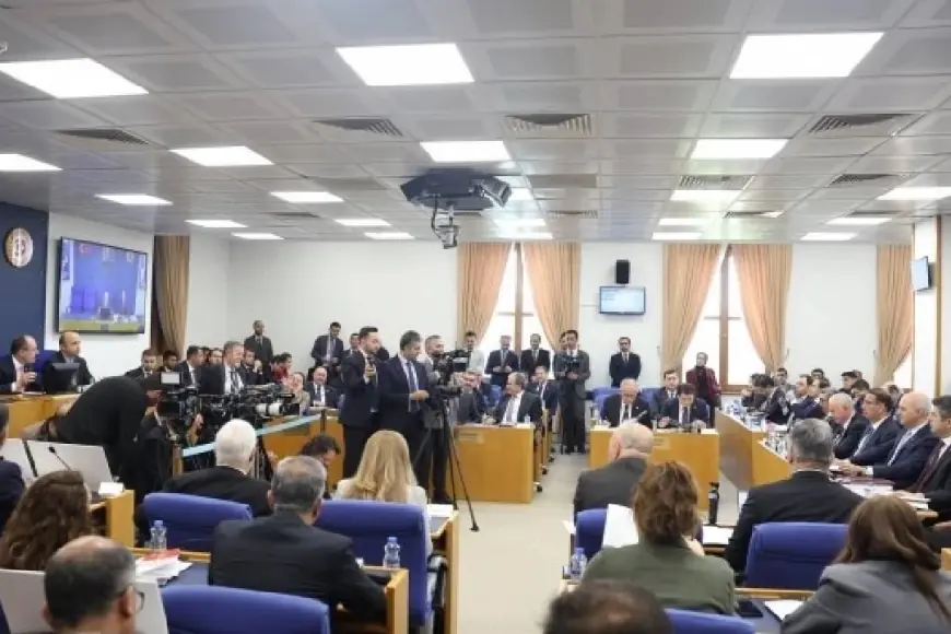 DEM Parti'den Meclis'te Kürtçe tercüman bulundurma teklifi