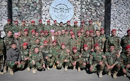 Mesrur Barzani,  Peşmerge güçlerini ziyaret etti