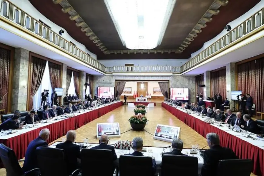 Komisyon yarınki toplantıyı erteledi