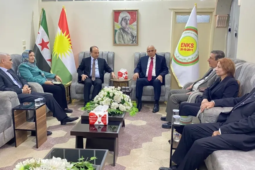 Osman Baydemir, ENKS'yi ziyaret etti