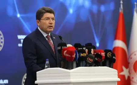 Yilmaz Tunç: Doza berdana Demirtaş li dadgehê ye