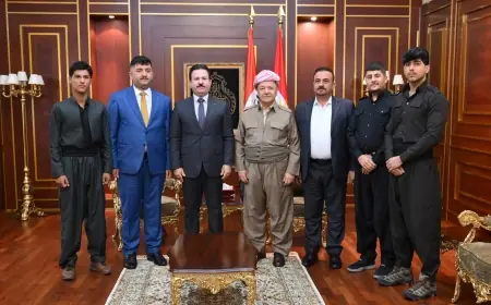 Mesud Barzani: Kimse Kürdistan bayrağının göndere çekilmesini engelleyemez