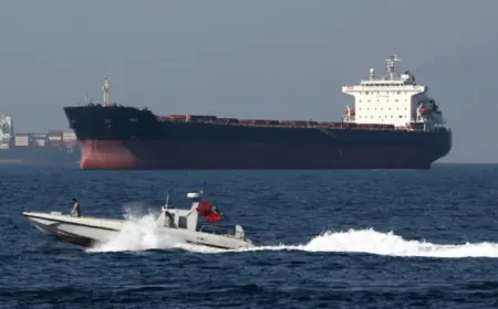 CENTCOM, İran’ın Hürmüz Boğazı’nda gemiyi yasa dışı ele geçirmesini kınadı