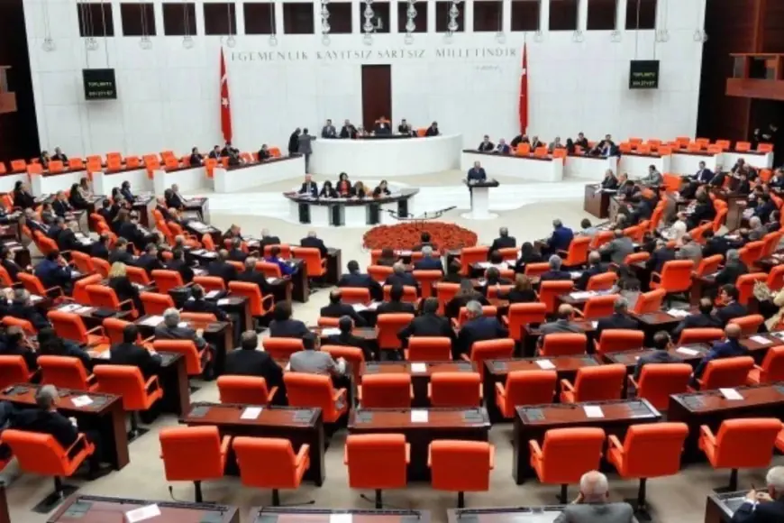 Özel ve Hatimoğulları dahil 11 milletvekili hakkında fezleke