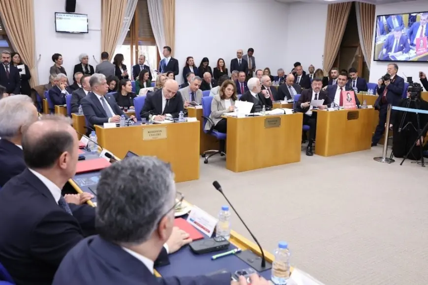 DEM Parti ile İYİ Parti arasında 'Kürt illeri' tartışması