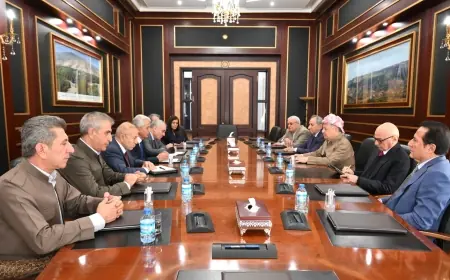 Serok Barzanî bi şanda Partiya Demokrat a Kurdistan - Sûriyeyê re civiya