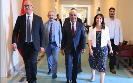 DEM Parti Heyeti İmralı'ya gitti