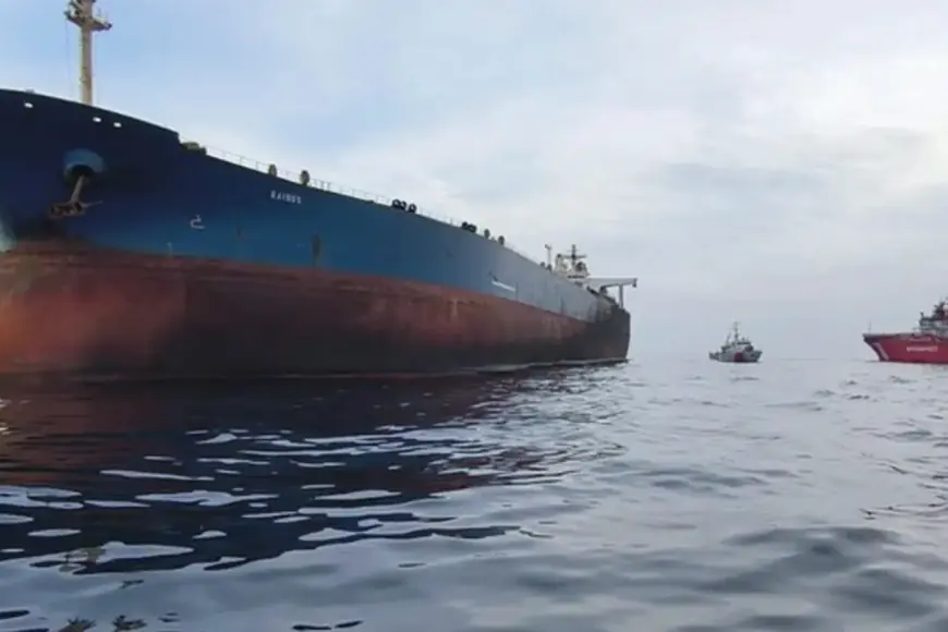 Karadeniz'de bir gemiye daha saldırı!