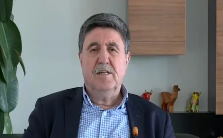 Altan Tan: Komisyonun görevi yeni bir anayasa yazmak ve Kürtçeyi resmi dil yapmak değil