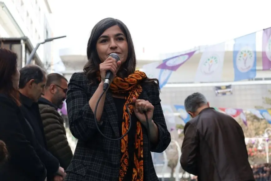 Van Büyükşehir eş başkanı hakkında beraat kararı