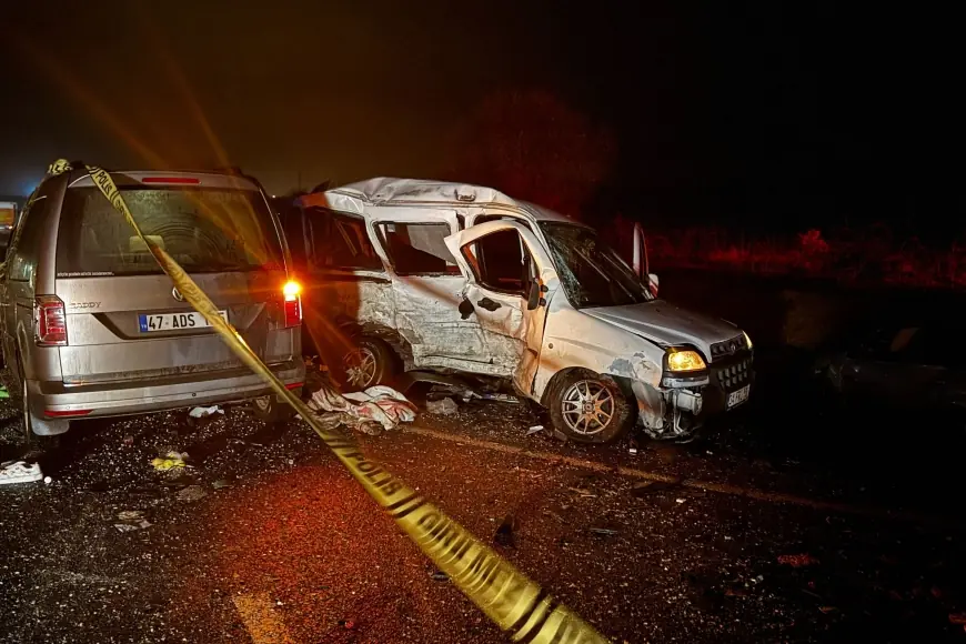 Li Mêrdînê 3 otomobîl li hev qelibîn: Mirî û birîndar hene