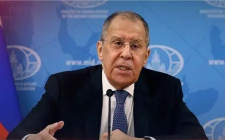 Lavrov: ABD'nin DSG Desteği 'Saatli Bomba'